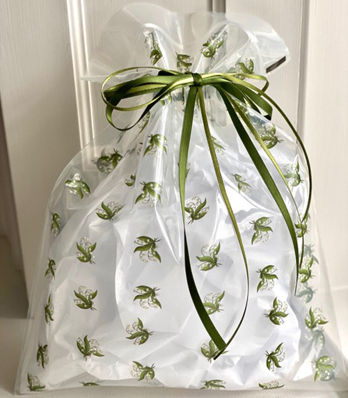Carolyne Roehm, Lily of the Valley Plastic Gift Bags (Set of 15)
