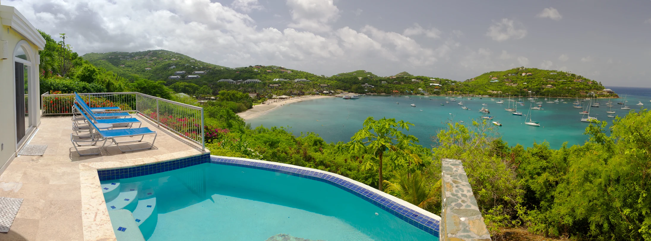 st.-John-vila-pool_sm.jpg