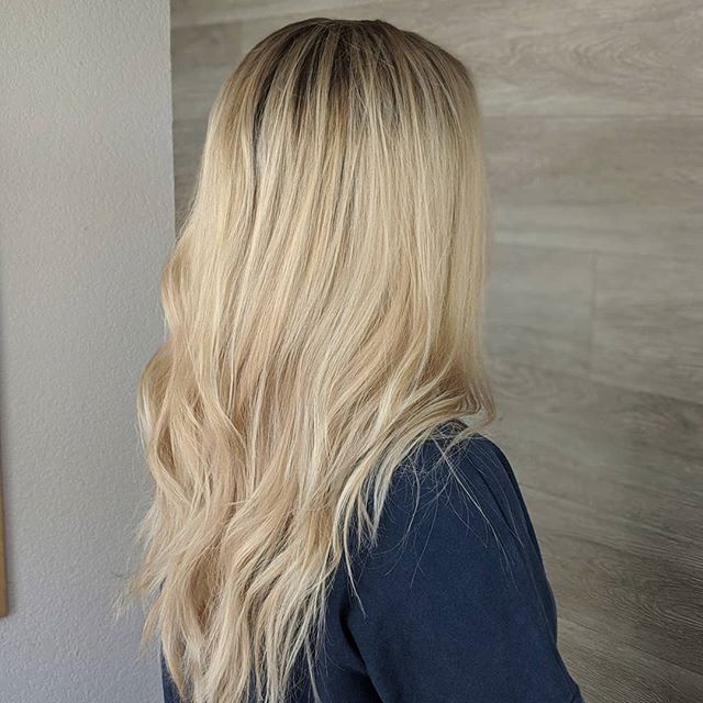 After // Swipe for Before
Sometimes it's not about the correcting color, sometimes it's just about putting a little more light in someone's life. 😘
I'm loving all the honey blondes I've been able to do lately! Such a timeless color - let's bring it back! .
.
.
.
#hair #hairartist #haircolor #blonde #blondelife #blondebalayage #honey #honeyblonde #haircolormagic #selfies #clientselfie #hairmakeover #hairlove #barberlove #colorado #coloradosalon #coloradohairstylists #coloradosbest #greeley #greeleysbest #greeleyhairstylist #greeleyartist @greeleylocal @joico #feelthejoi #ipainthair