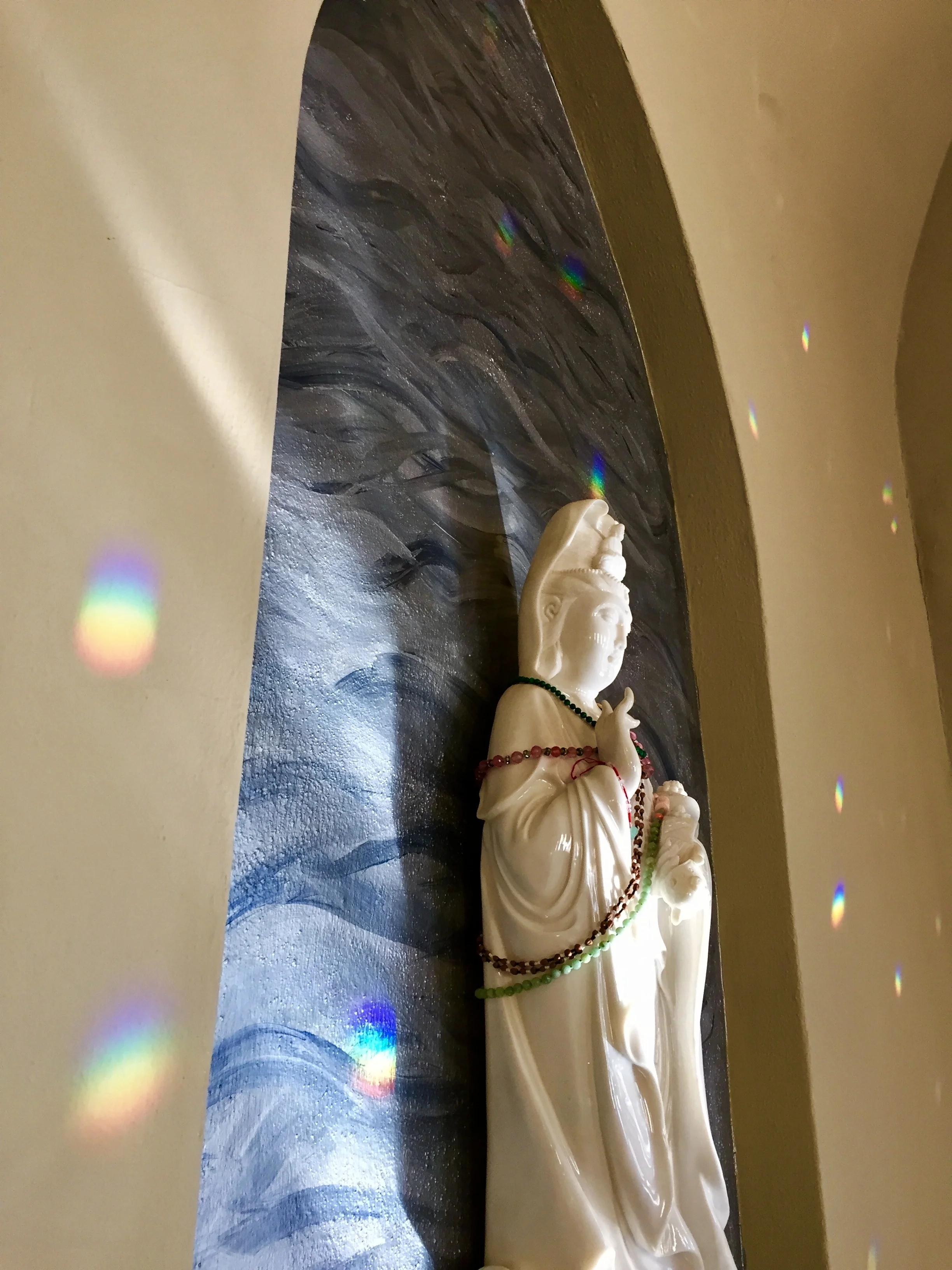 There are prismatic crystals placed throughout the property to create rainbows inside and out to demarcate the passages of times and seasons, and everywhere you look there are subconscious cues to relax, heal, engage the senses.