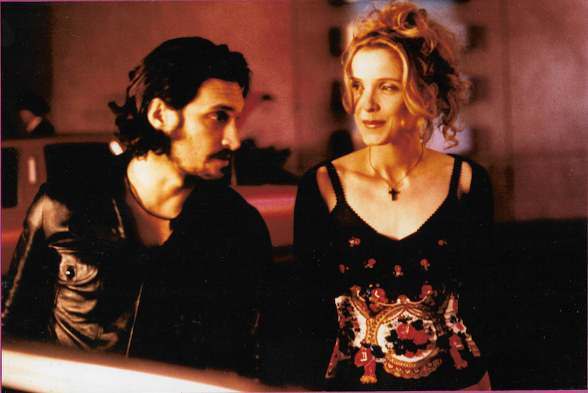   Julie Delpy  as Julie  Vincent Gallo  as Moss 