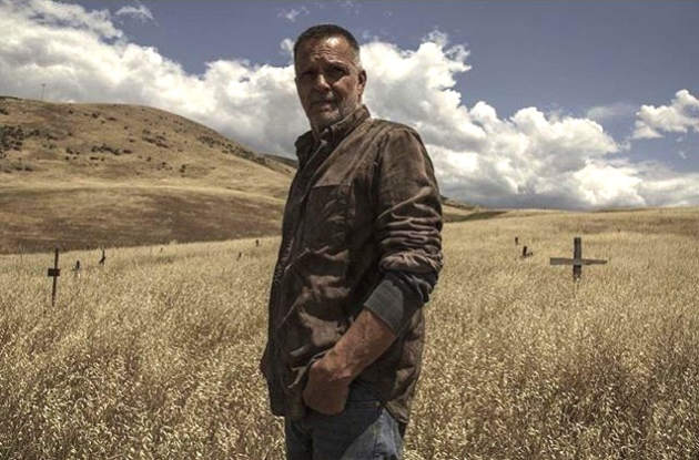   James Russo  as Duke Stone 