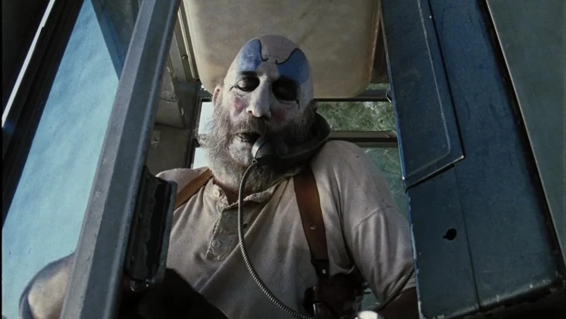   Sid Haig  as Capitain Spaulding 