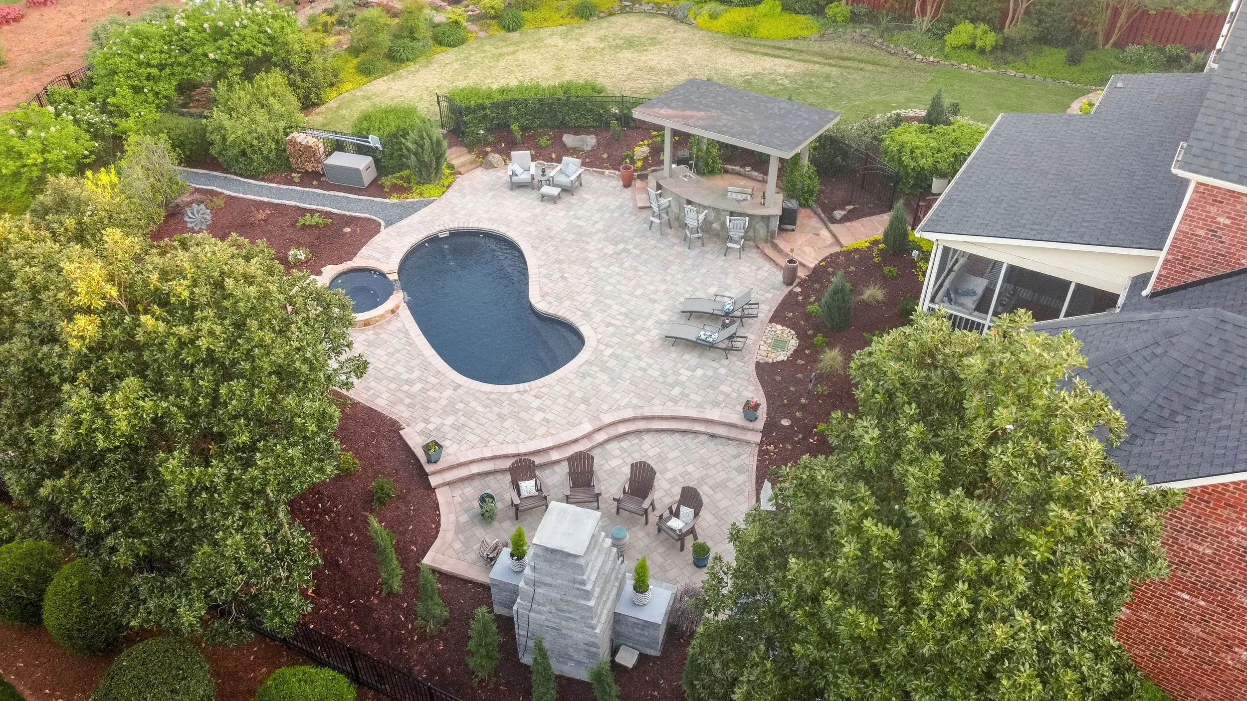 Landscape Design vs. Landscape Build: What’s the Difference?