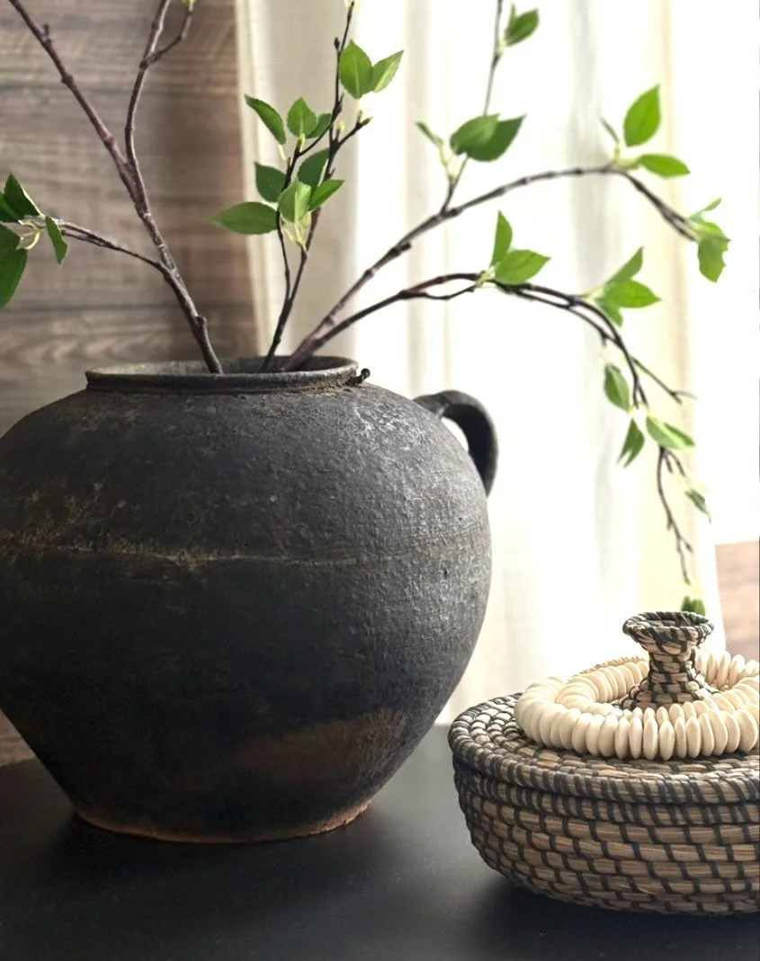 Little things I love!!
#lynsdesignstyle 
#treasures 
#collected
#collectedhome 
#childhoodtreasures