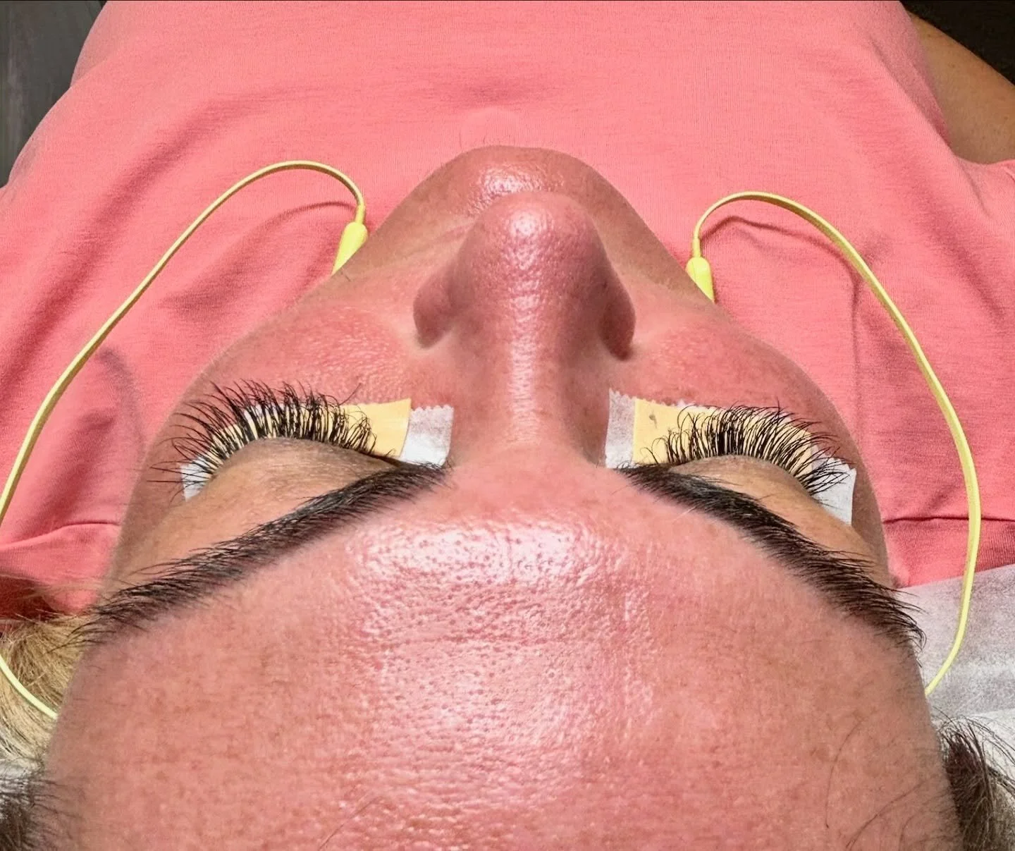 Settle in, pop on your headphones, and let this be your time to unwind while we handle the lashes. Here&rsquo;s to starting the week feeling calm, confident, and gorgeous🤍

#lashes #relaxation #confident 
#everydaylashes #thelashbar