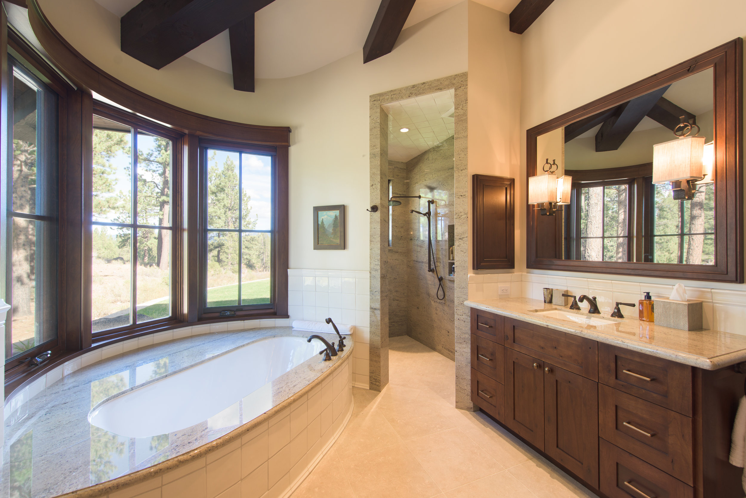 MASTER BATH.jpg