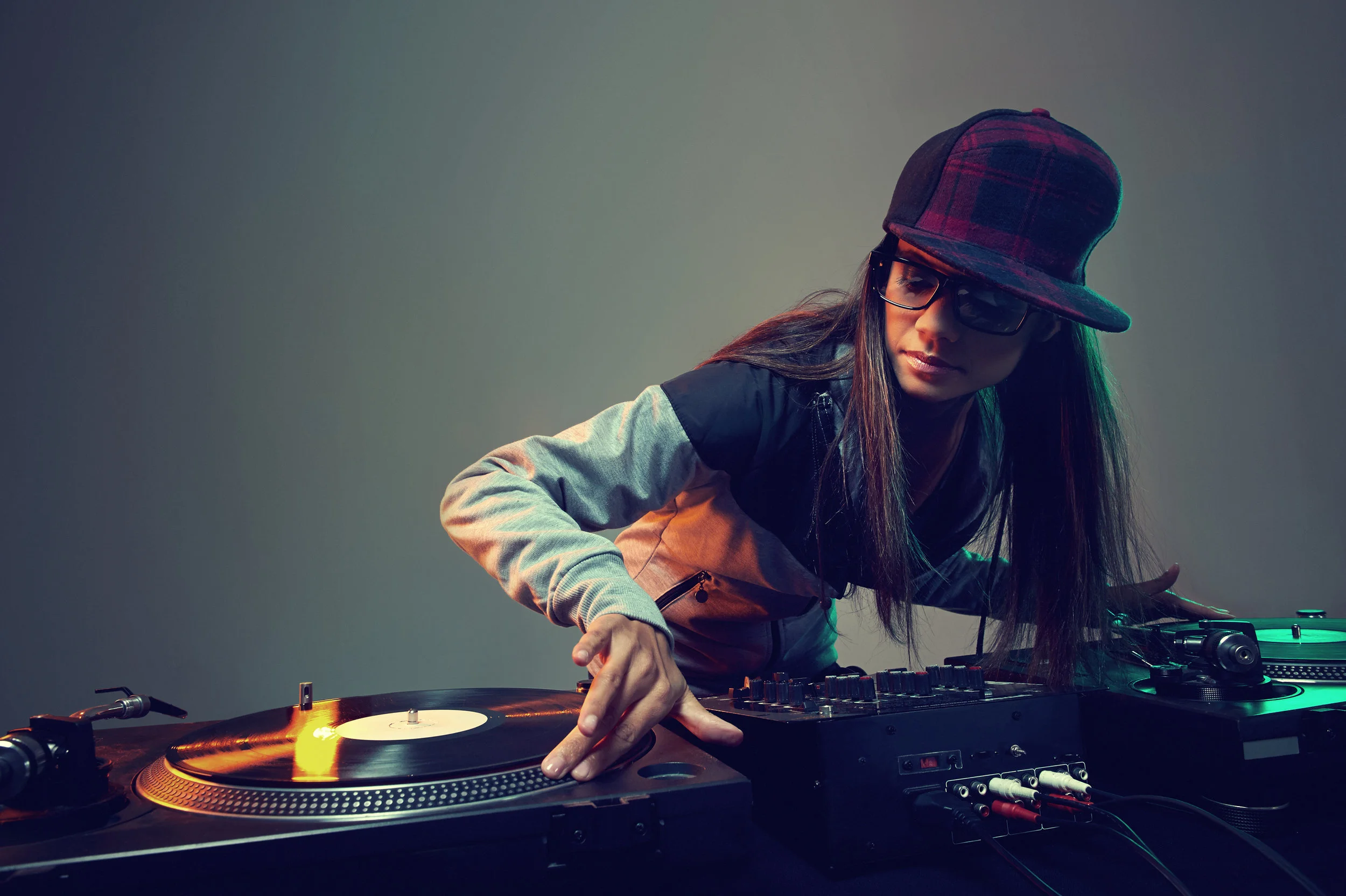 Female DJ-2.jpeg