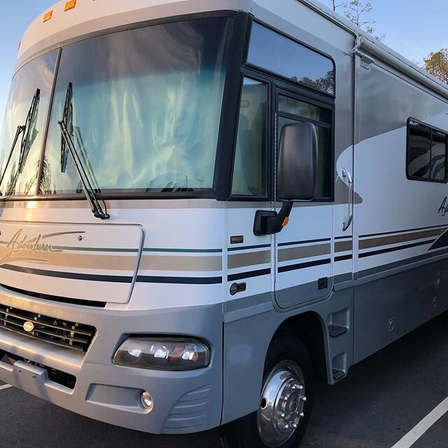 FOR SALE 35,000.00
2004 Winnebago Adventurer 38r (about 39 feet long)
With **SIGNIFICANT UPGRADES**
$35,000.00 - priced to sell.. Worth much more and you're about to see why!
Details:
New in mid 2018:
1: NEW Engine:  Jaspar remanufactured engine, pro
