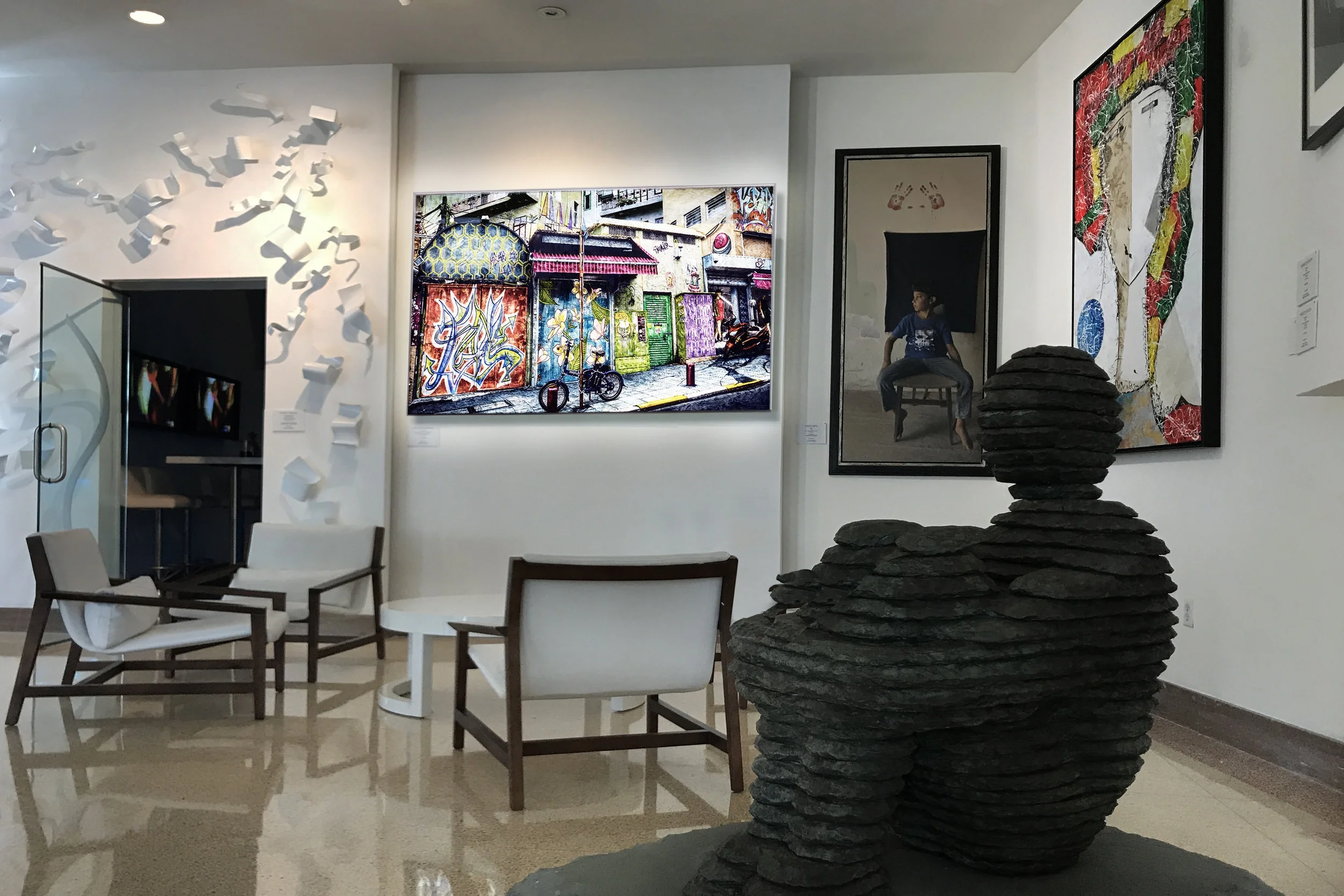 sagamore lobby.jpg