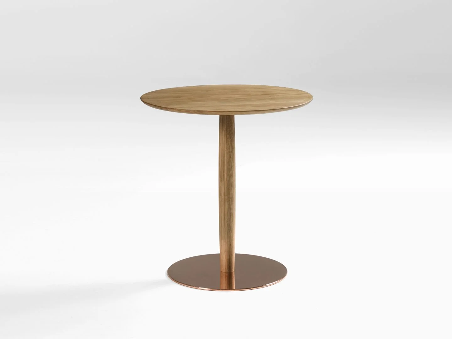 Korzo Bistrot and Side Tables