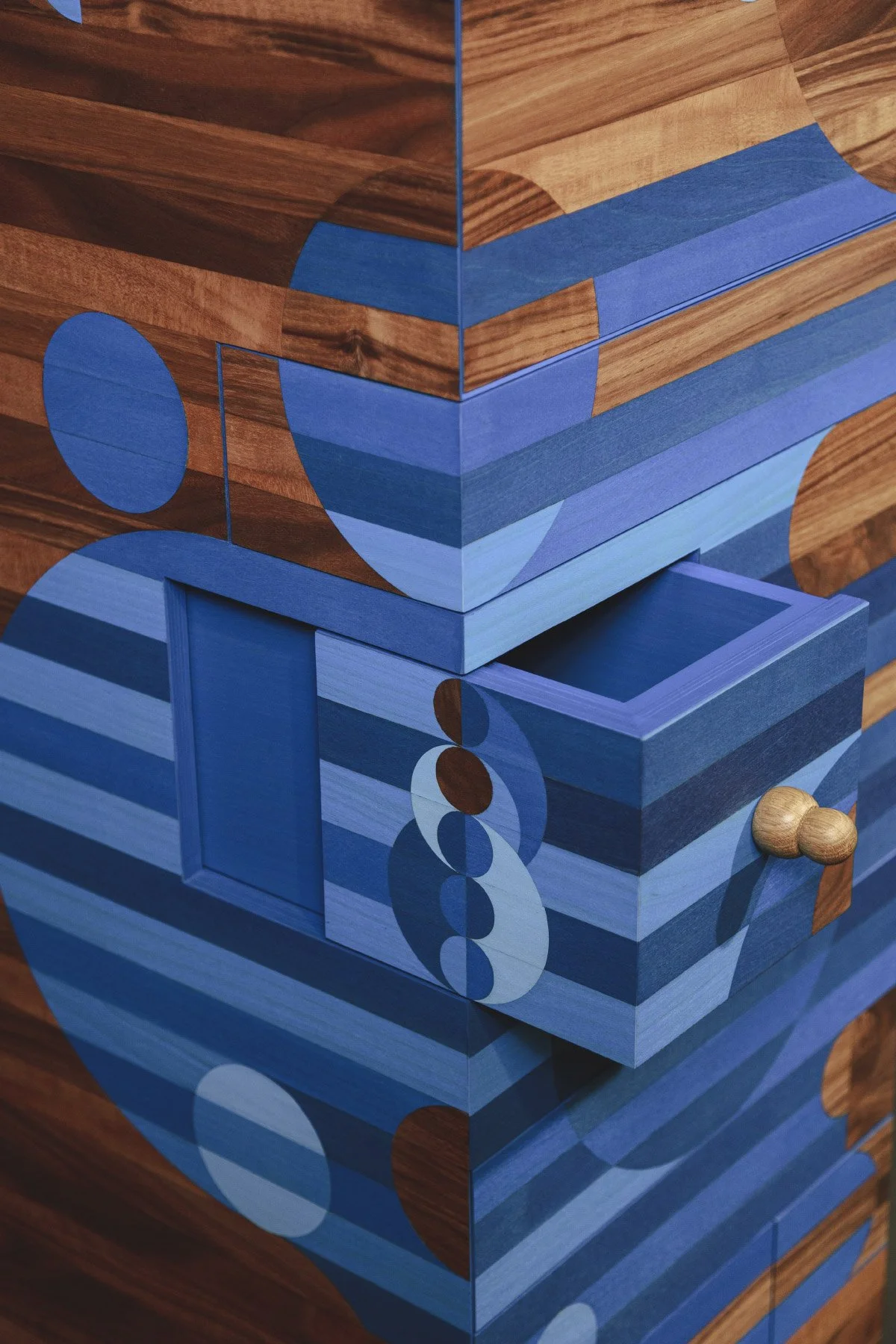 Large Monolith: Fidele Luce