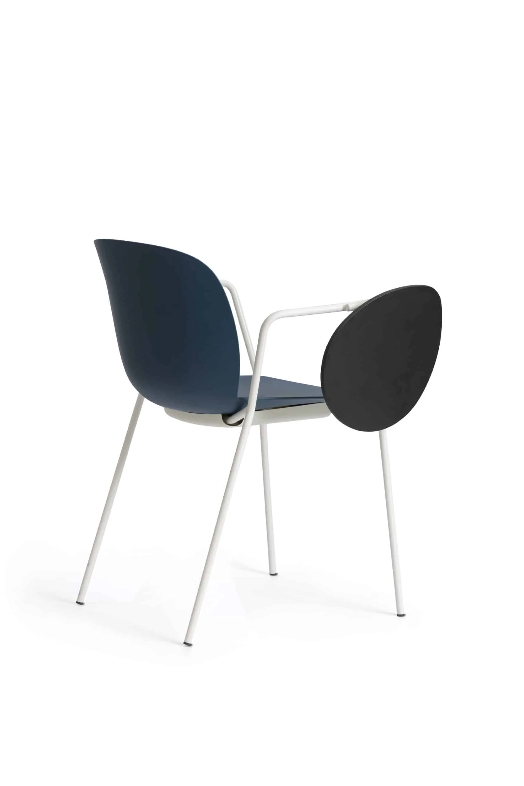 S0824_Plose-4-legs-chair-with-armrests-and-table_173-scaled.jpg