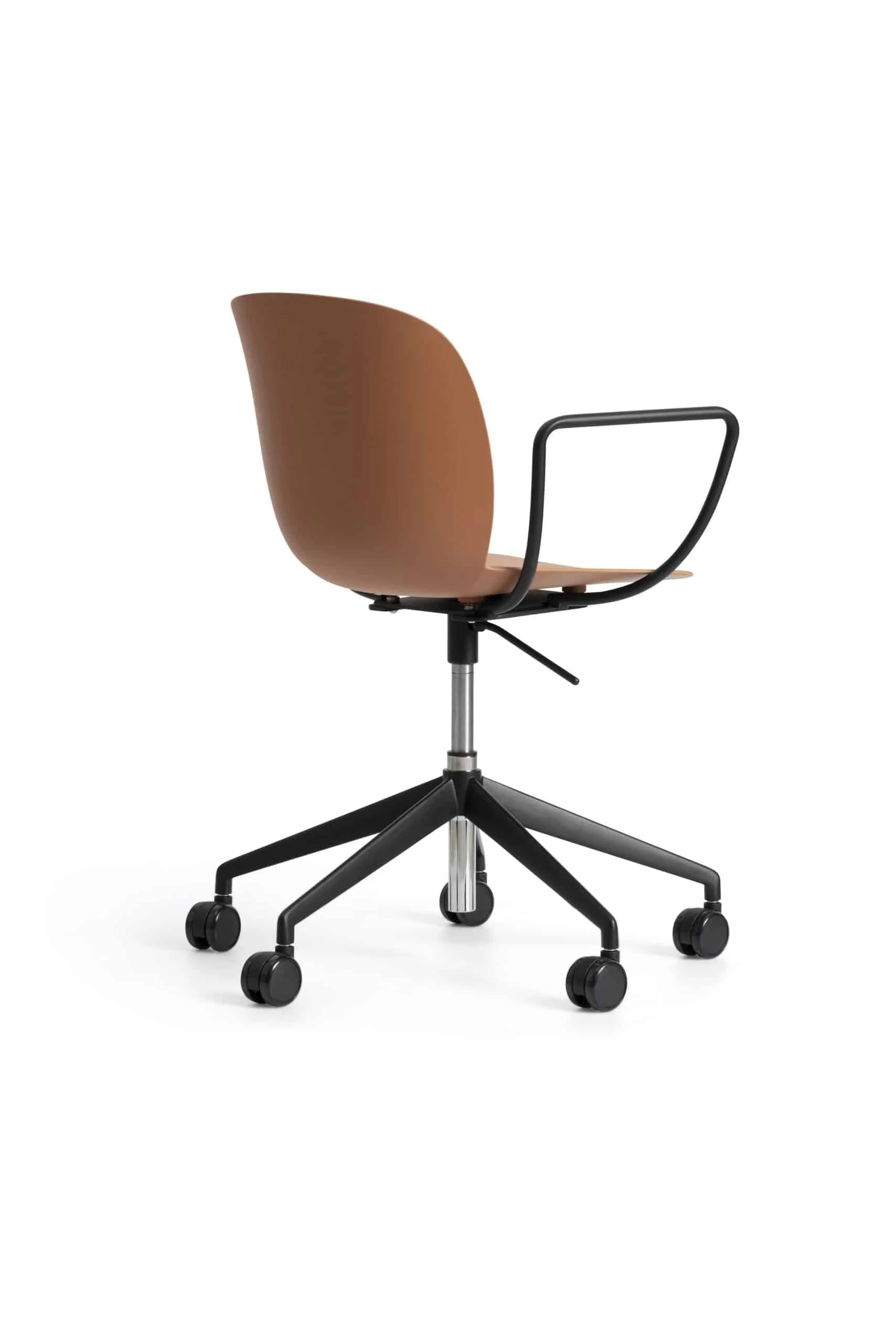R0890_Plose-5-star-swivel-with-castors-and-with-armrests_193-scaled.jpg