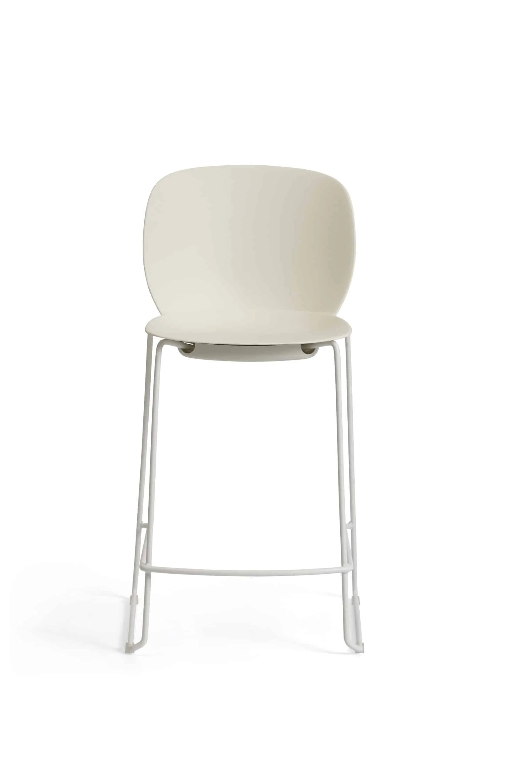 G0832_Plose-sled-stool-h.63cm_240-scaled.jpg