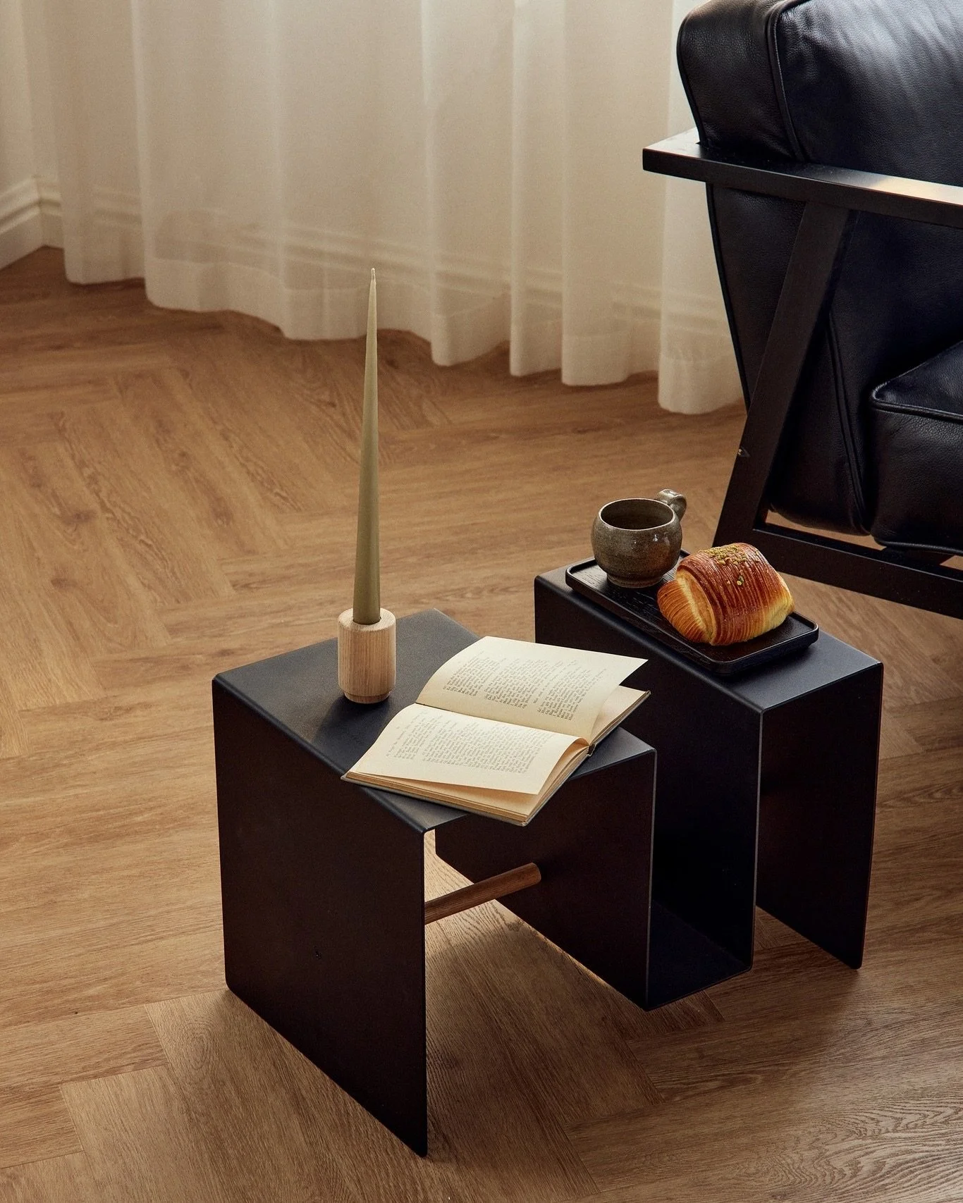 Edge Side Table by @andersenfurniture 
Design @doggdesign 

Powder-coated steel and oak come together in a simple, structured composition that brings contrast to softer interiors.

Designed to be repositioned, it works as a side table, bedside table 