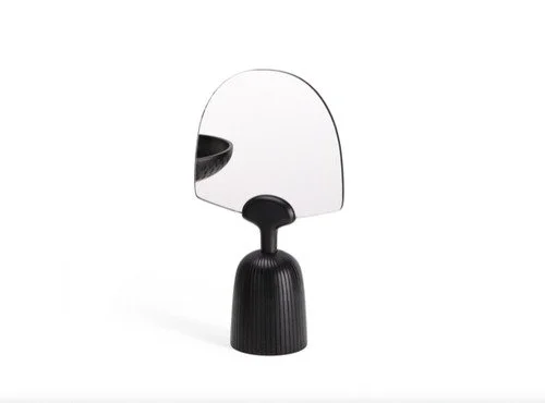 Nur Mirror