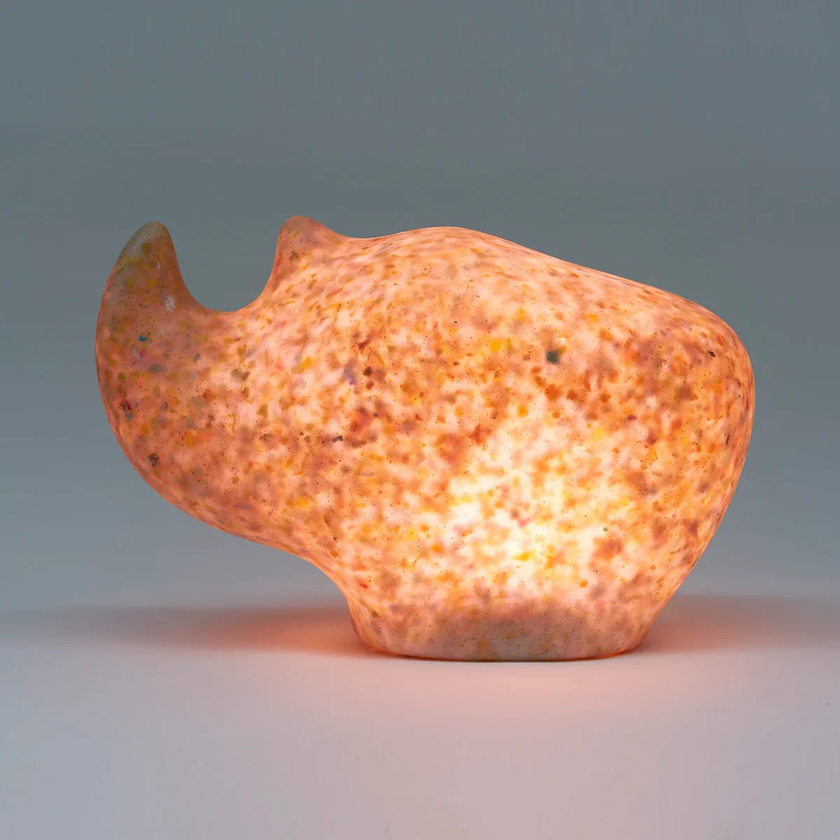 ecoBirdy_RhinoLampVanilla_LED_Side_On_LR_Web.webp