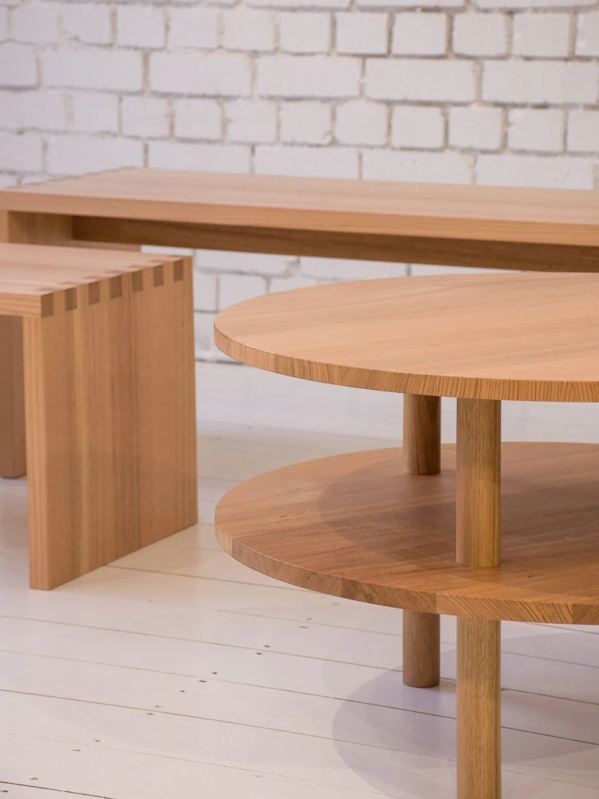 The quiet, the beauty, the glamour: Roy Grounds Collection
