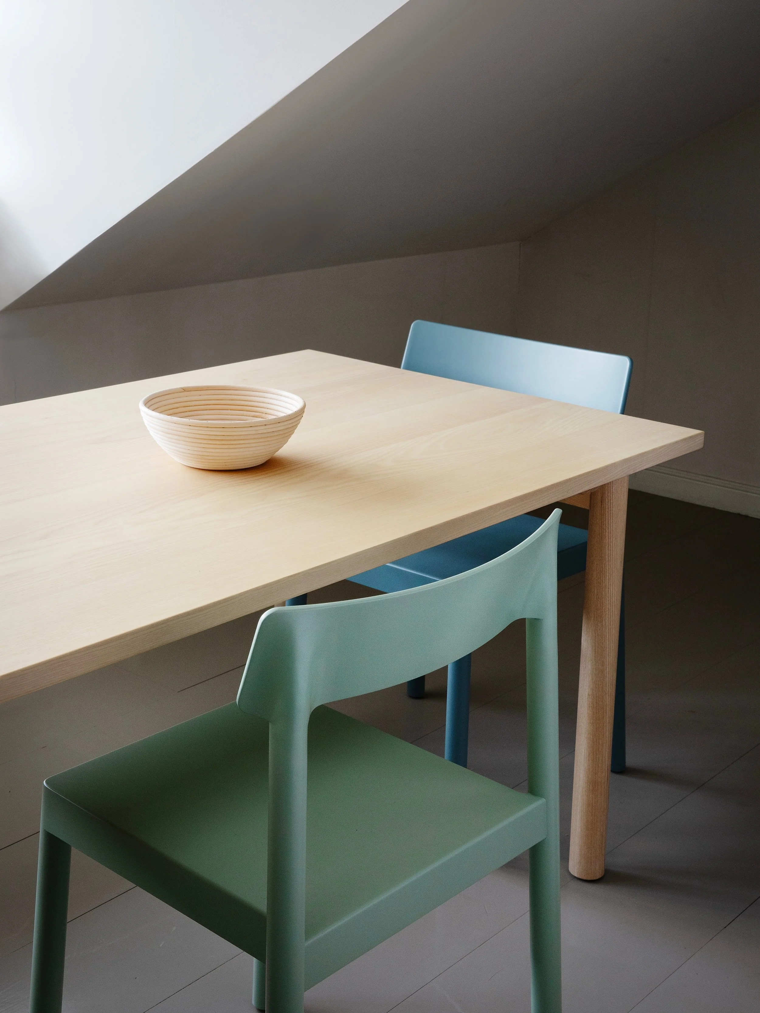 Kumu Chair by @nikarioy 
Design @pekka_koivikko

Simple by design, flexible by nature.

Designed by Pekka Koivikko, Kumu is a quietly considered birch chair where every detail has a purpose. Designed for both private and public environments, it combi