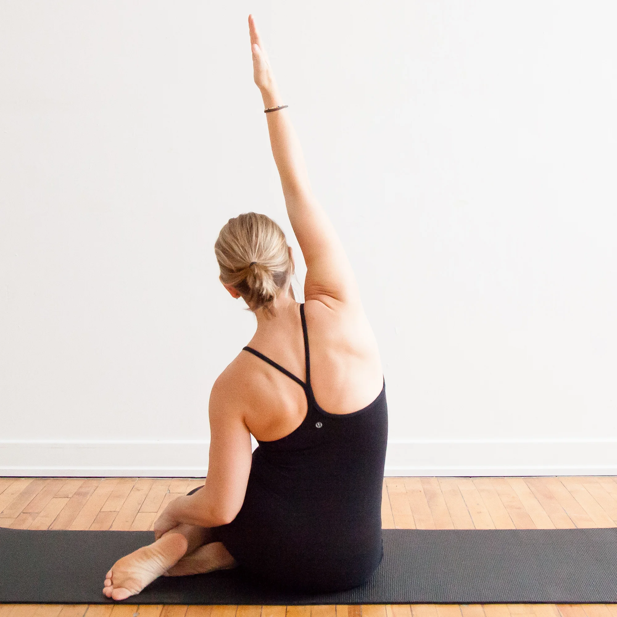Center_Pilates_Lorie_Mermaid_02_web.jpg