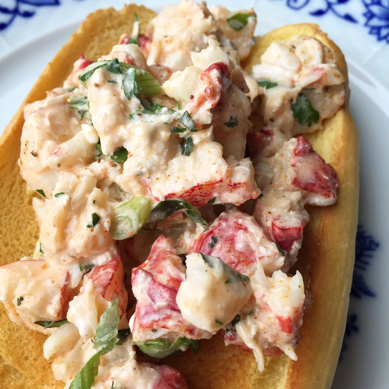 Classic lobster roll
