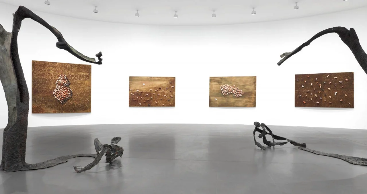 Header Image: Paz Paloscia - White Noise Galler