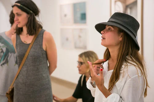 Jenna leading an art tour in Jerusalem