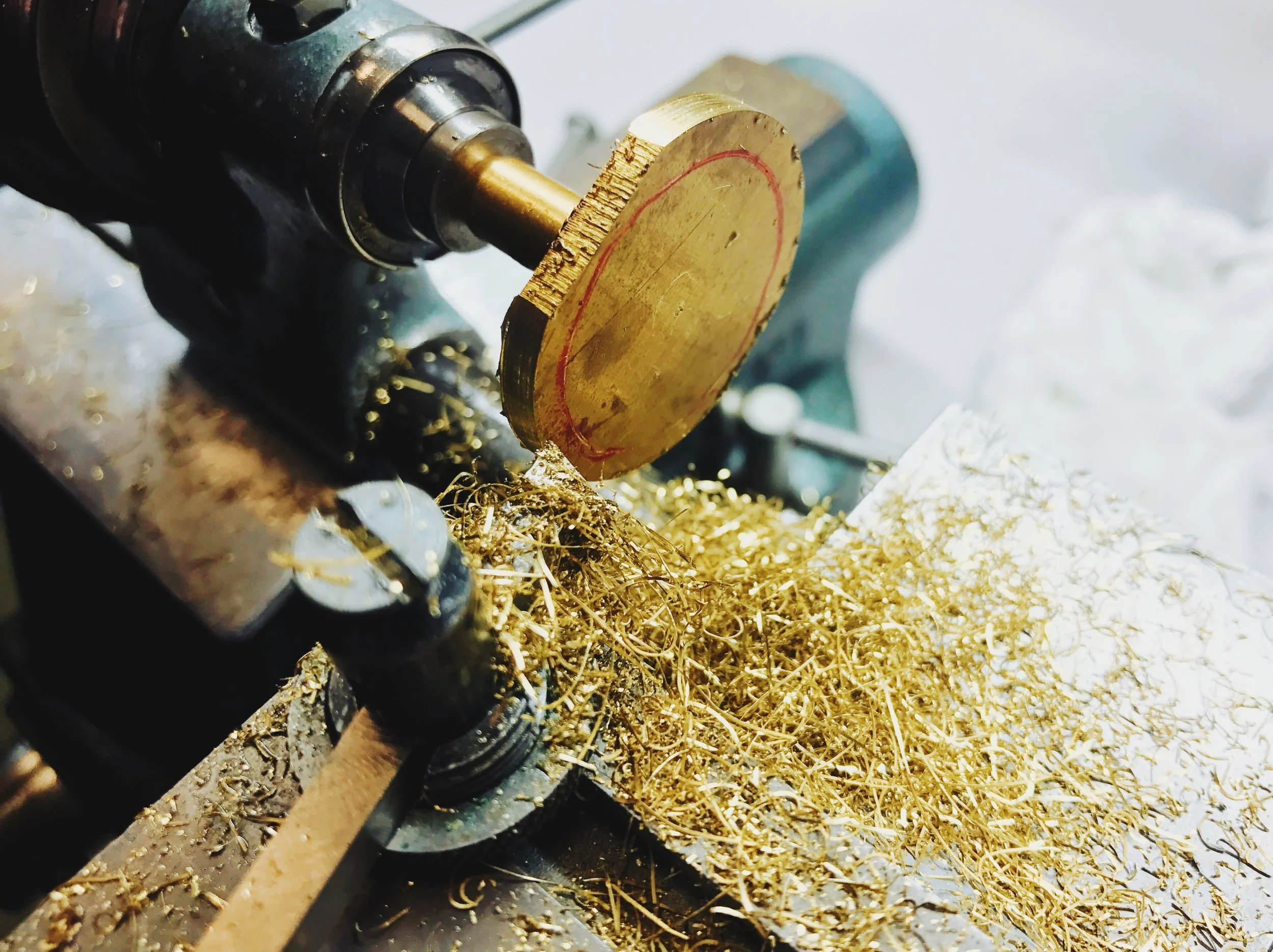 Lathe: Shellac Chucks
