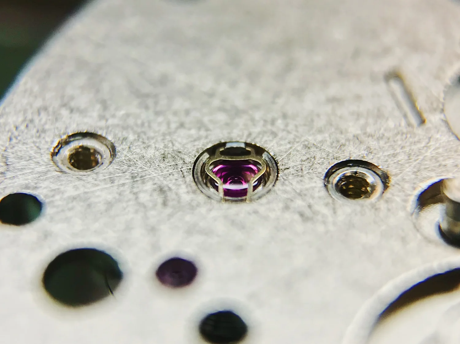 Shock Protection Kif vs. Incabloc — Nathan Bobinchak