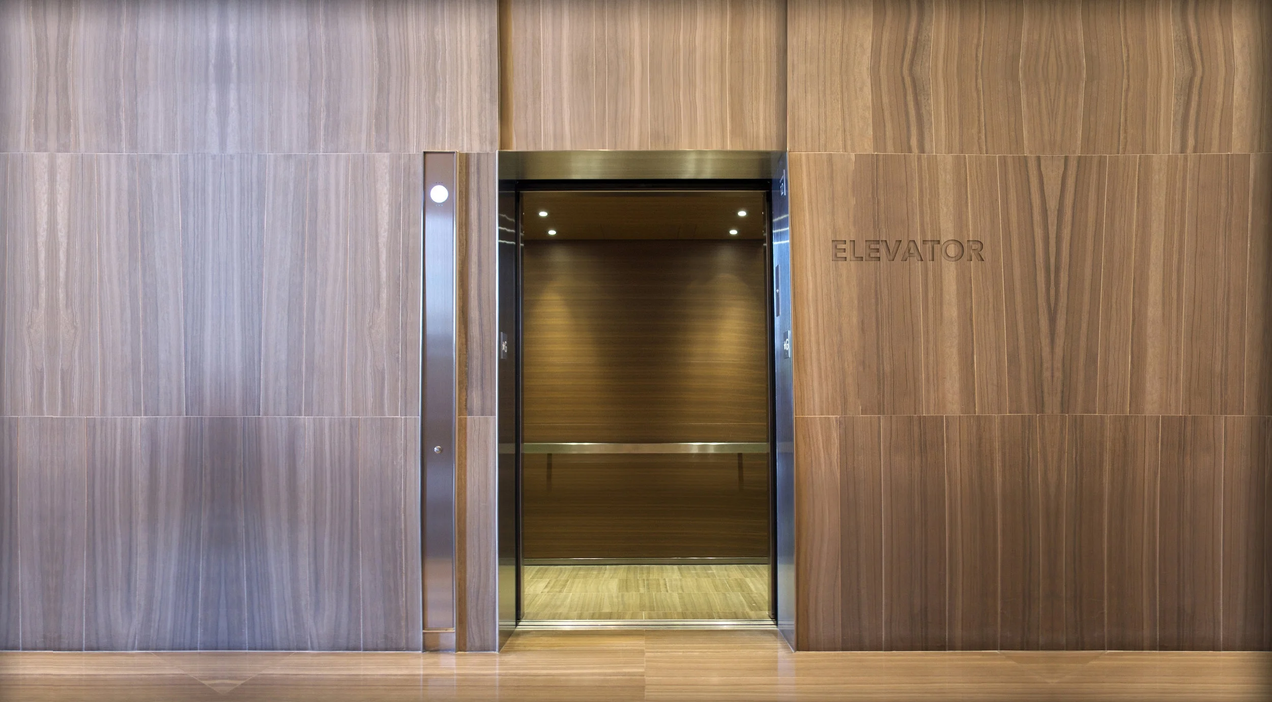 <p>VIEW PROJECT<a href=http://www.elevatorscenestudio.com/320-front-st-west-commercial-complex>☞</a></p>