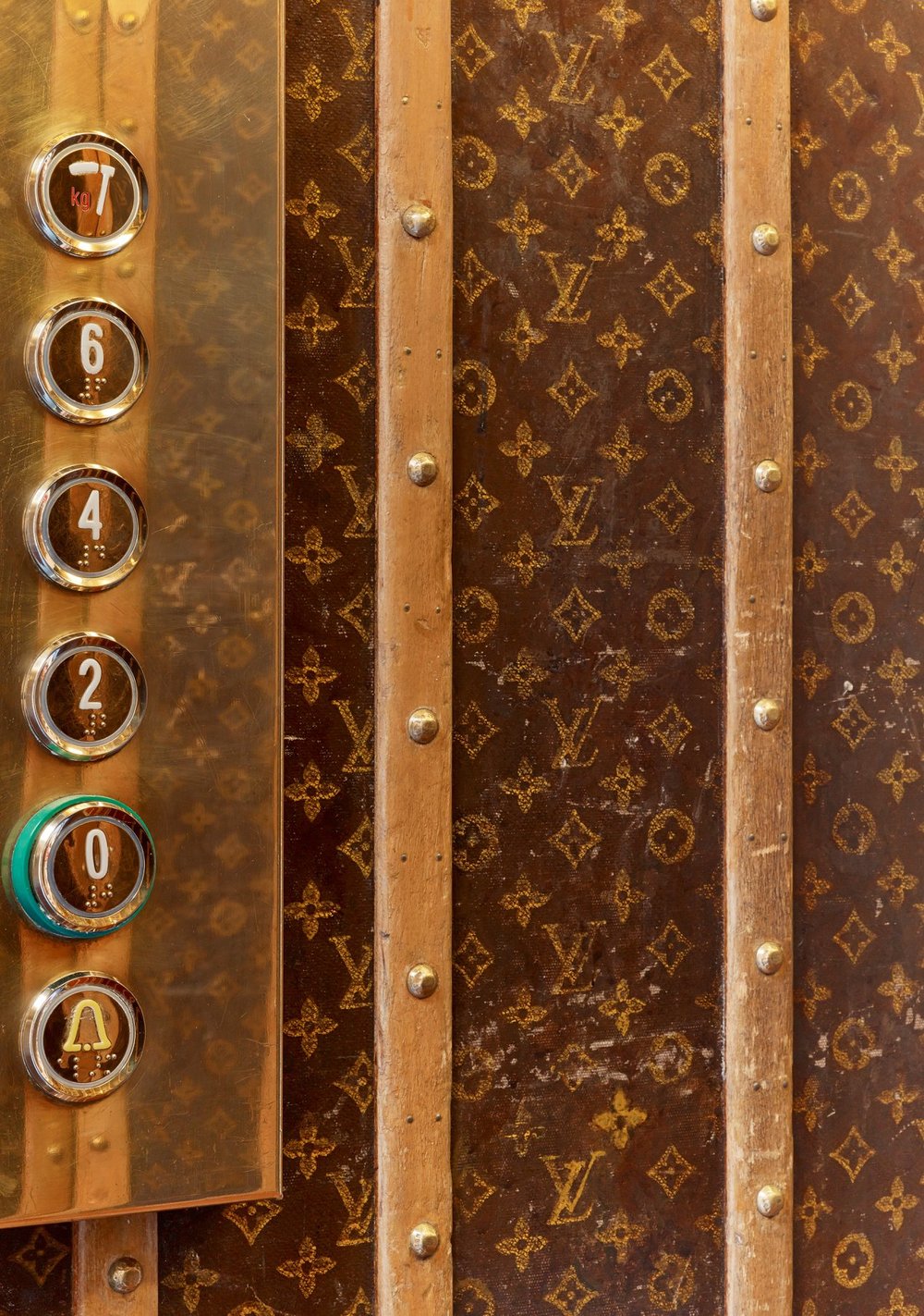 Louis Vuitton Elevator Interior Luxury 48371524_1964851866885291_3276506193635311616_n.jpeg