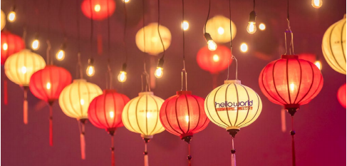 “GOOD MORNING VIETNAM!”