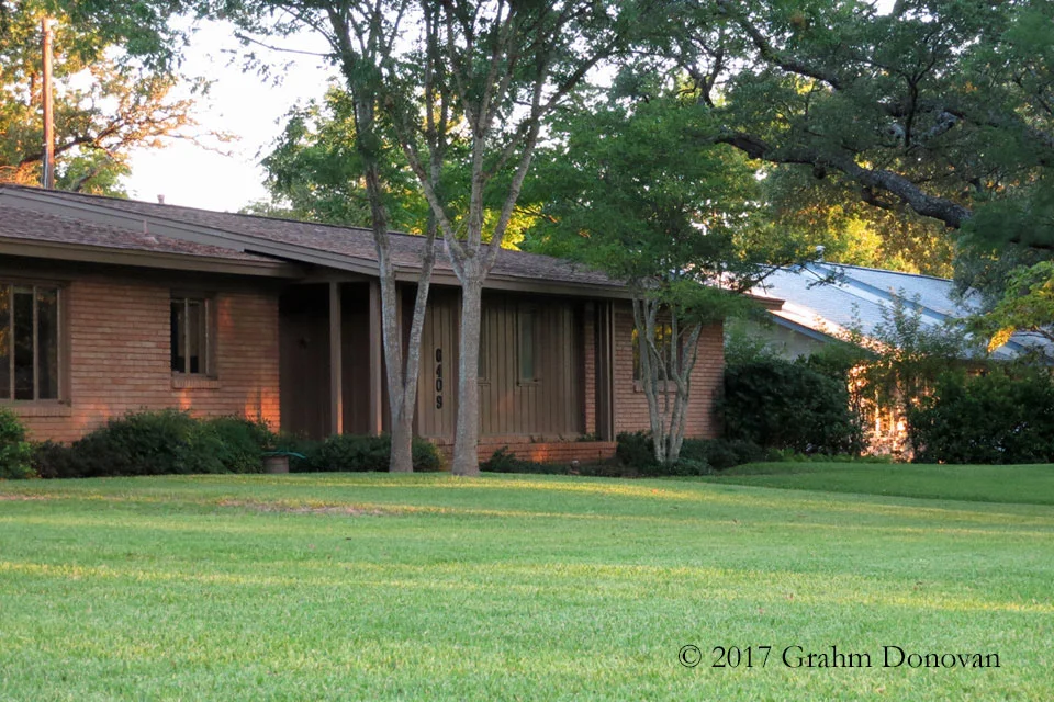 Carl's House - Angle