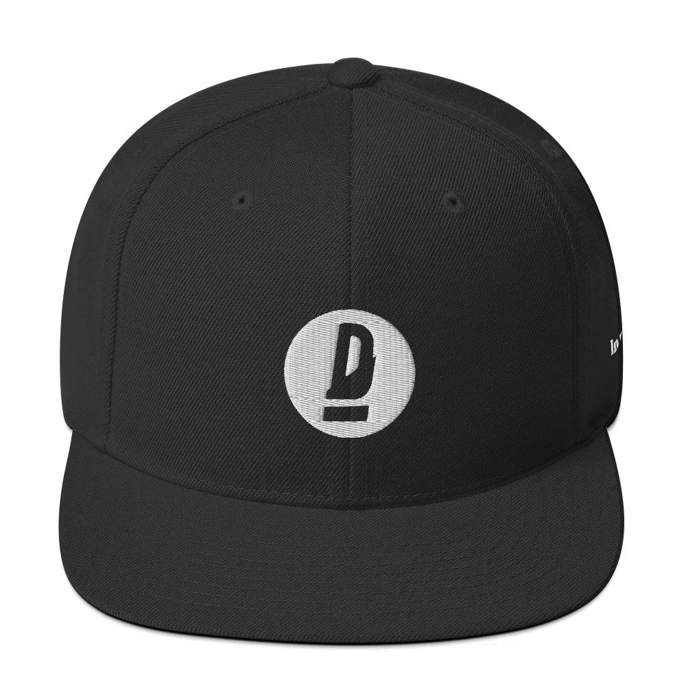 Snapback Cap - Dysturb white logotype front / In News We Trust left