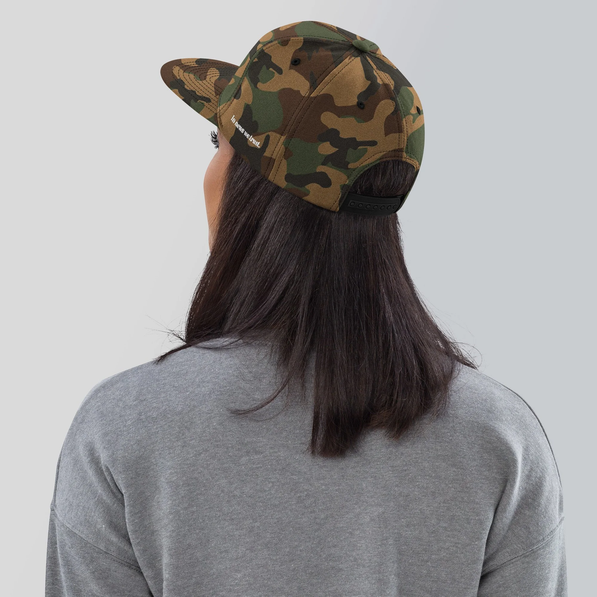 classic-snapback-green-camo-back-655d2c02bb7ba.jpg