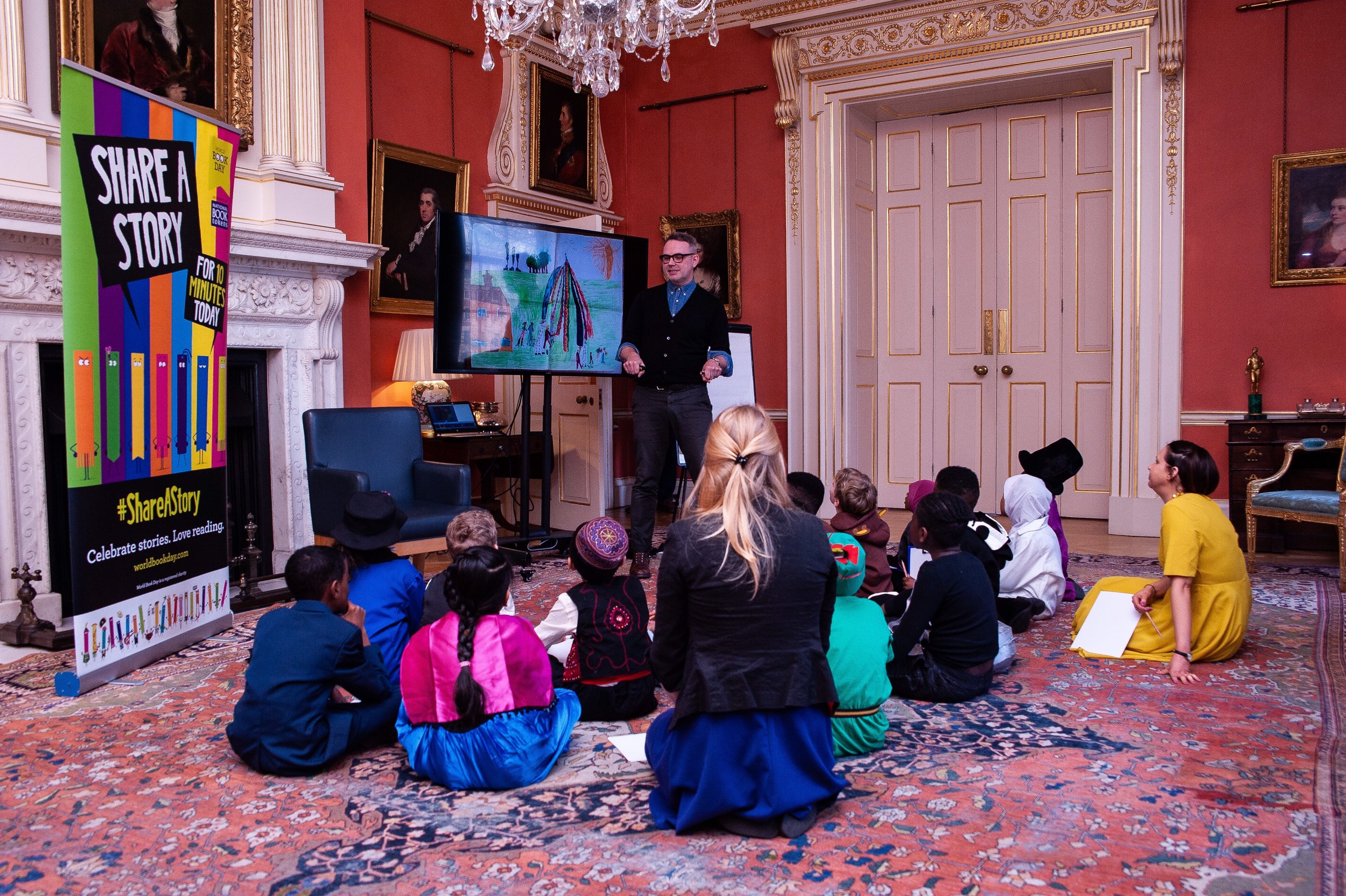 Sharing stories with kids at 10 Downing Street