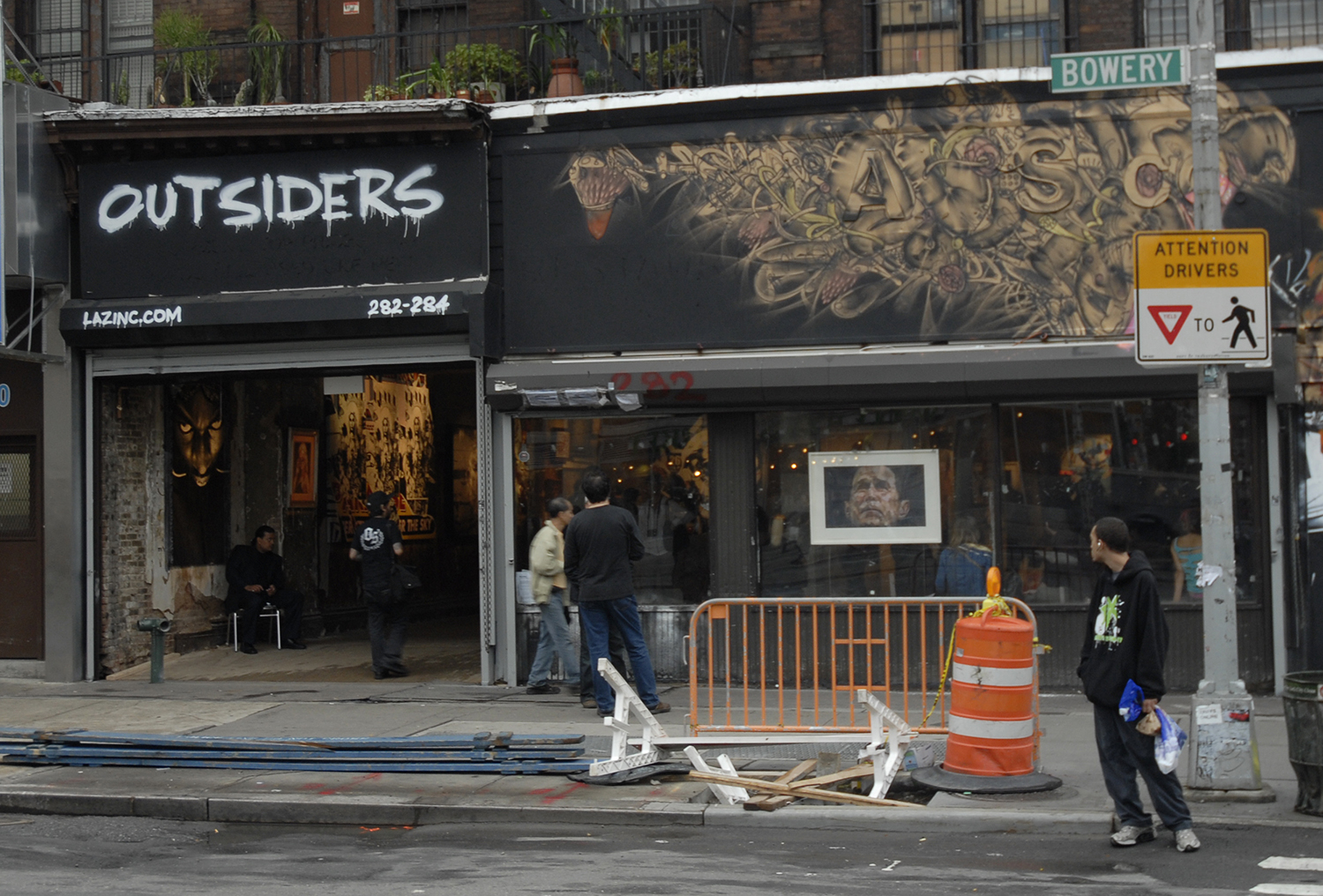 Outsiders NYC 238_ImageServer_Oct-18-220552-2016_Conflict.jpg