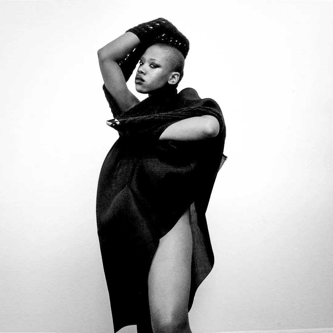 B x W (NSFW)