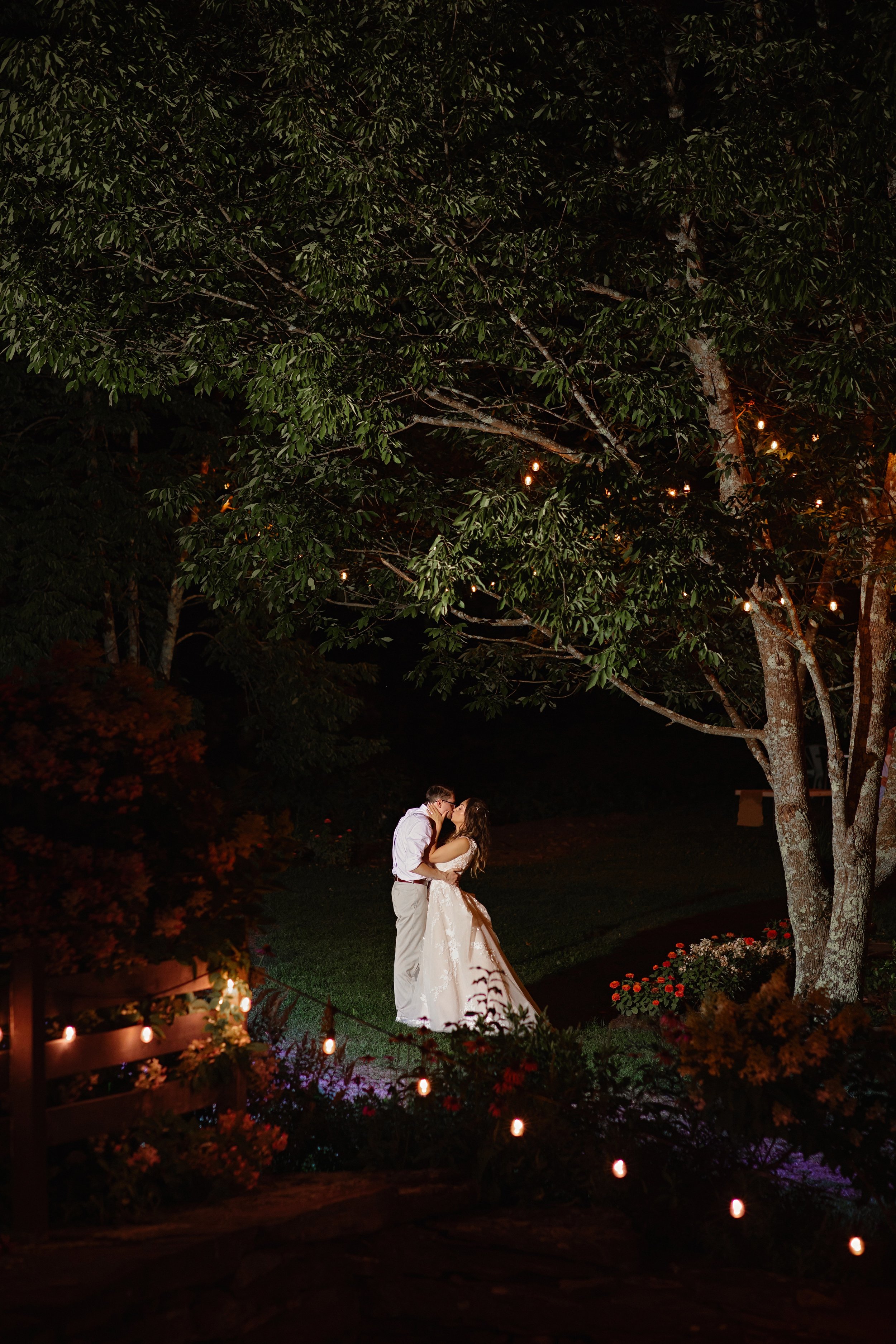 Evening romance by the bonifre. 