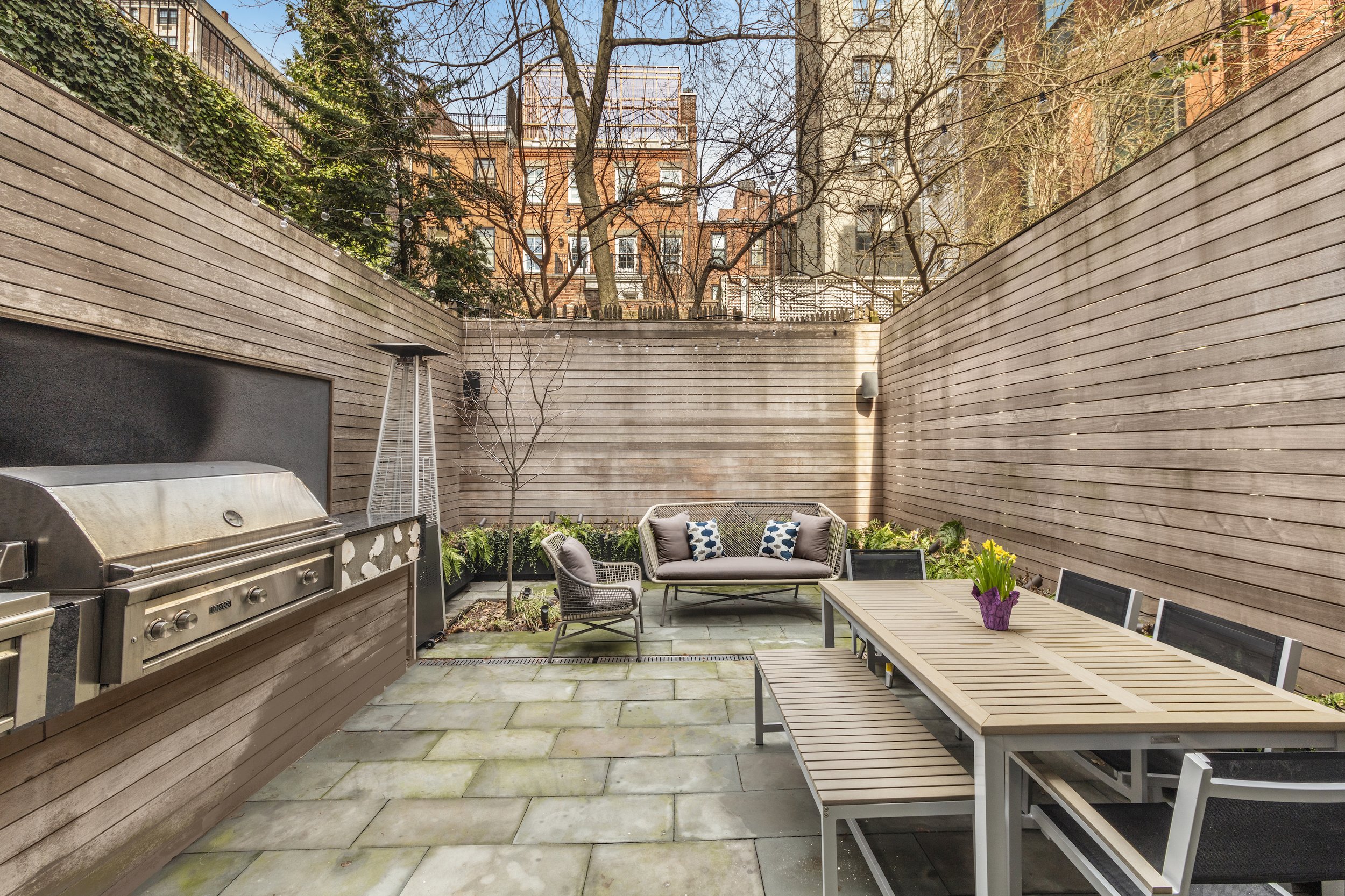 133_East 91st_backyard1.jpg