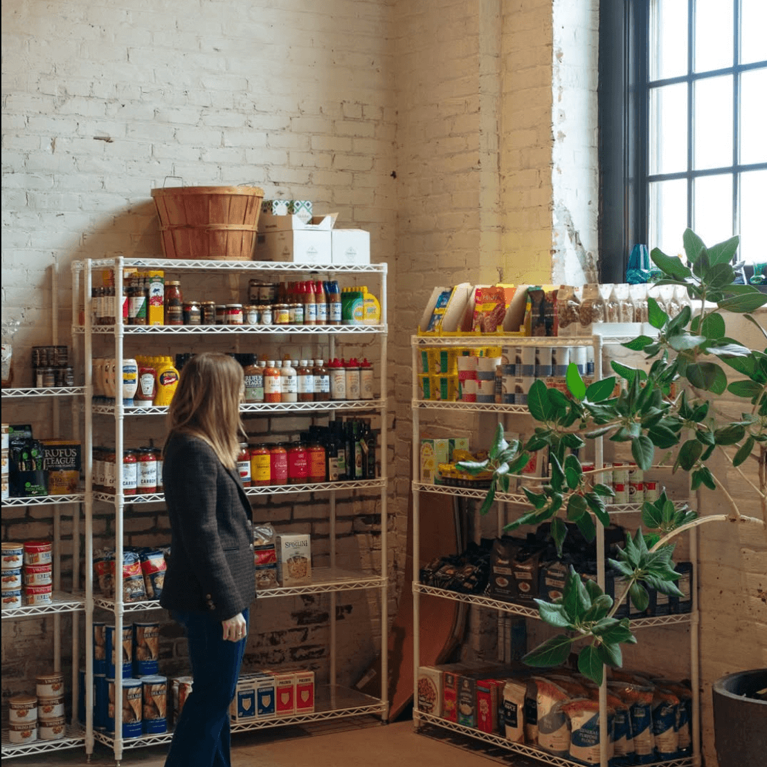 Organic catering company that also has a market and cafe in Millwork Commons