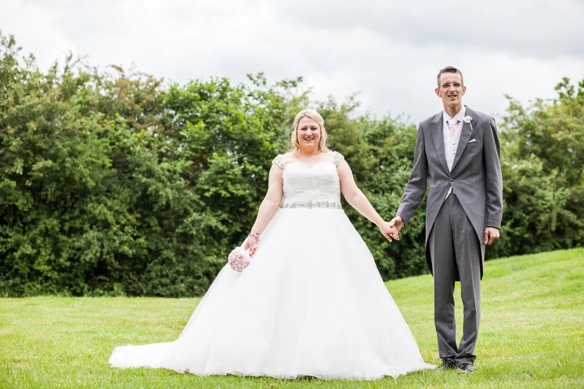 mid sussex golf club wedding, sussex wedding photographer
