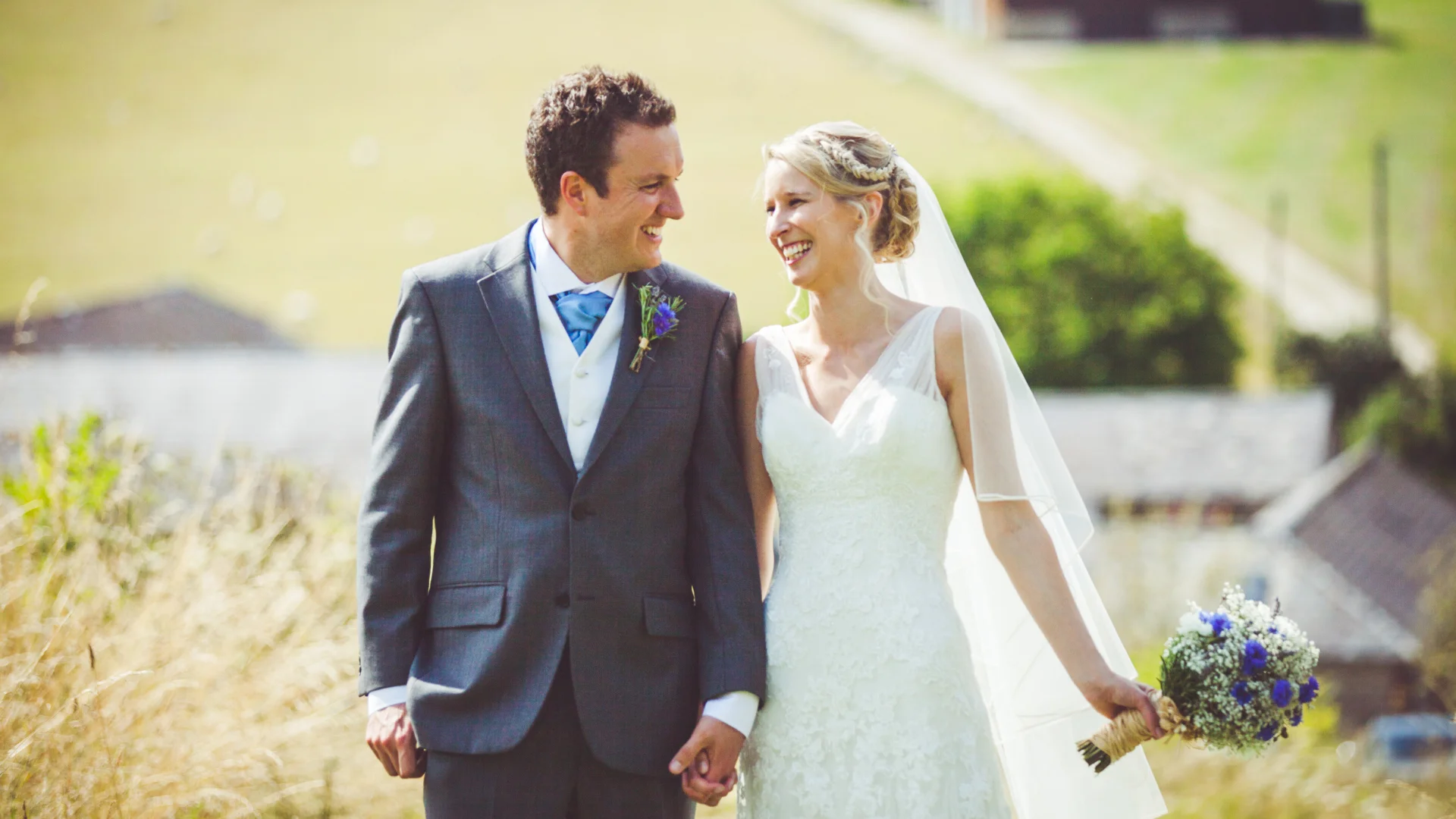 Upwaltham barns wedding photography, sussex wedding photographer, hayley rose