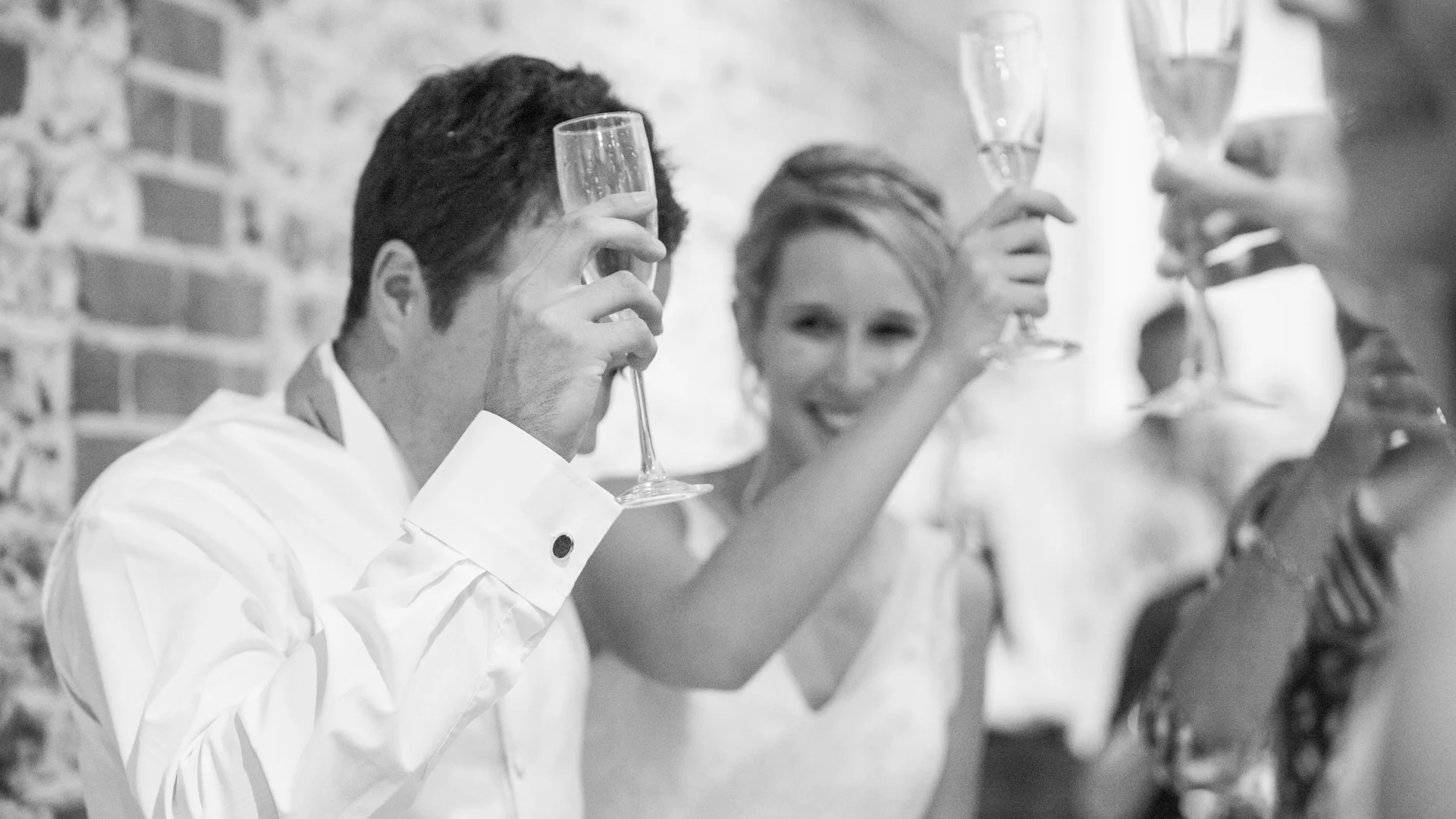 Upwaltham barns wedding photography, sussex wedding photographer, hayley rose