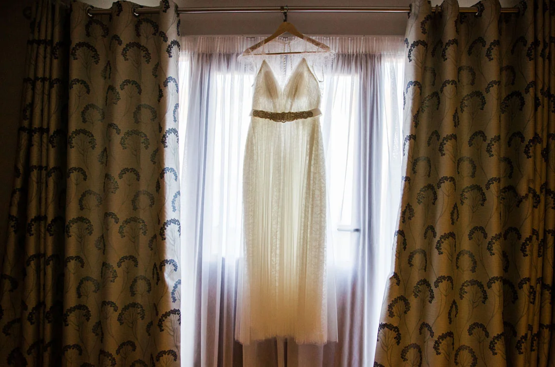 sussex wedding photographer, barn wedding, long furlong