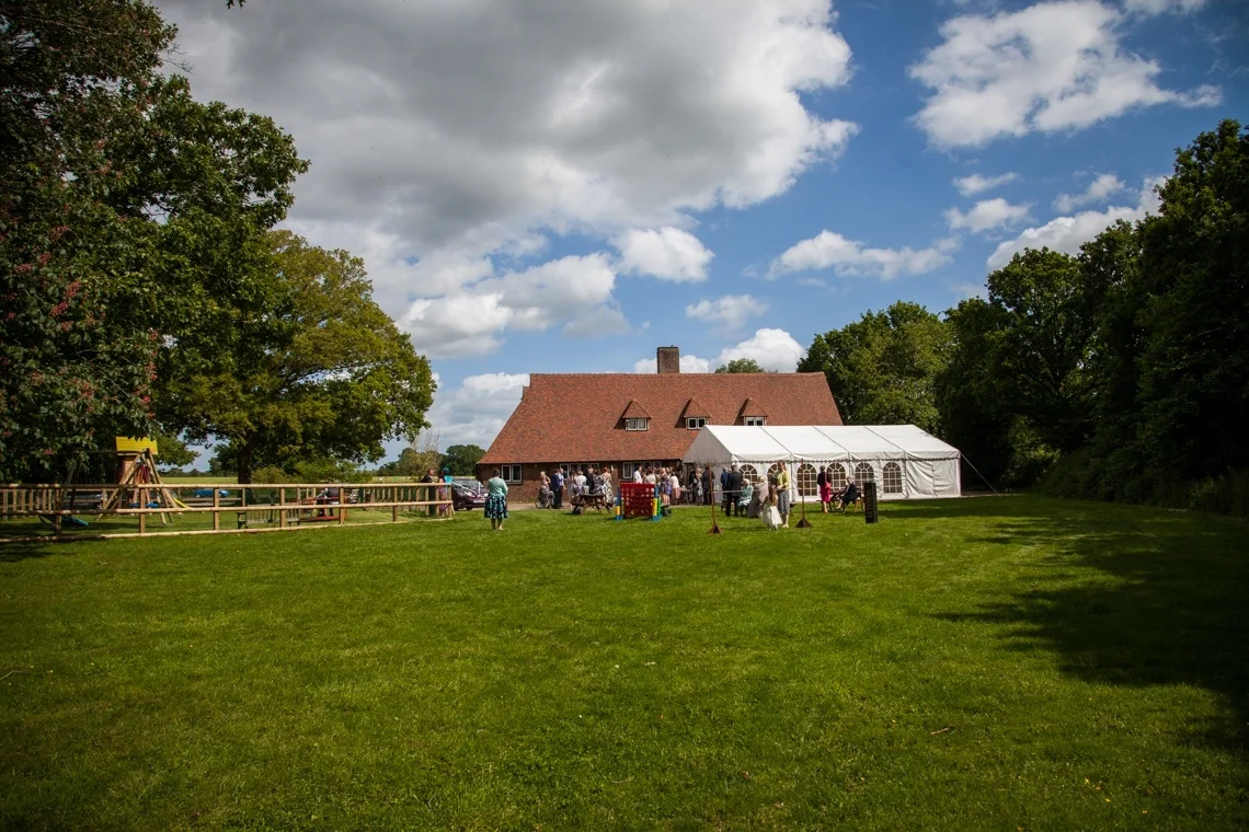 sussex wedding - loxwood village hall - hayley rose photography