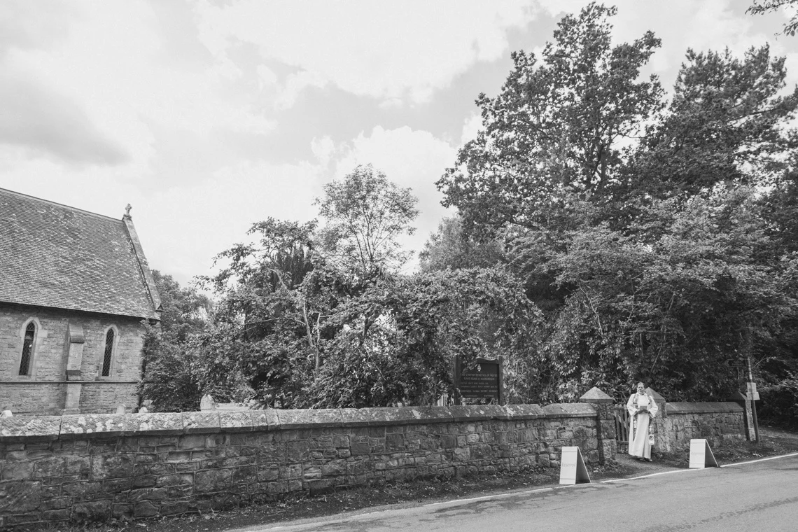 sussex wedding photographer, falconhurst estate wedding