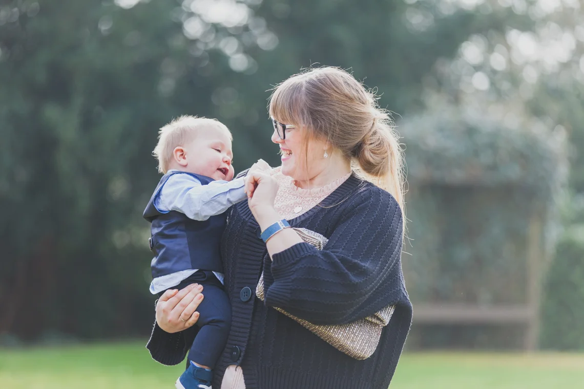 leatherhead registry office, the tree box hill, wedding, hayley rose, sussex wedding photographer