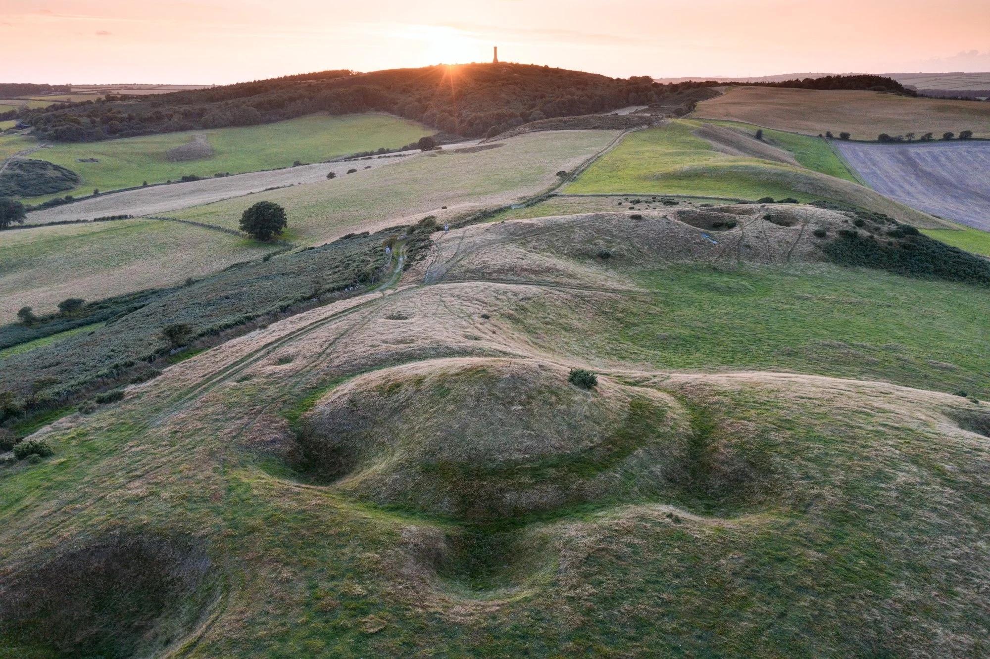 Sunset behind the Hardy Memoiral, Bronkham Hill